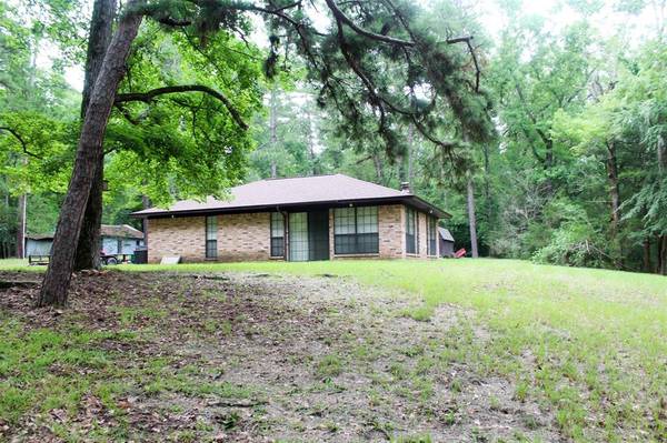 2733 County Road 1560, Grapeland, TX 75844