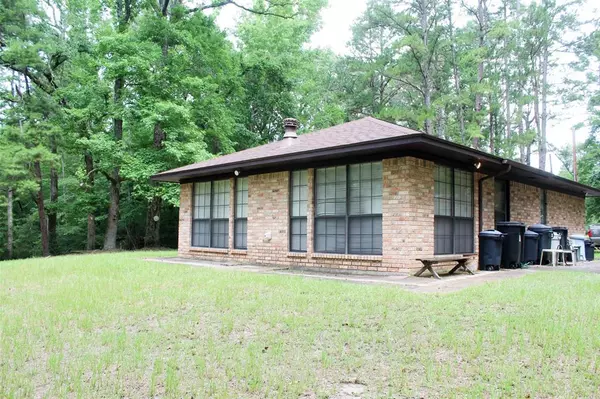 Grapeland, TX 75844,2733 County Road 1560