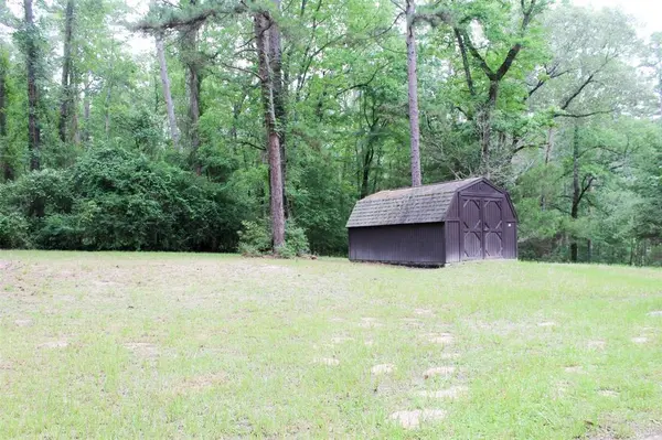 Grapeland, TX 75844,2733 County Road 1560