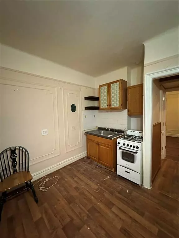 Brooklyn, NY 11235,313 Brightwater CT #2H