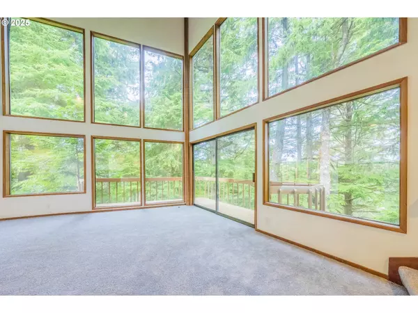 Gleneden Beach, OR 97388,527 EAGLES NEST LN