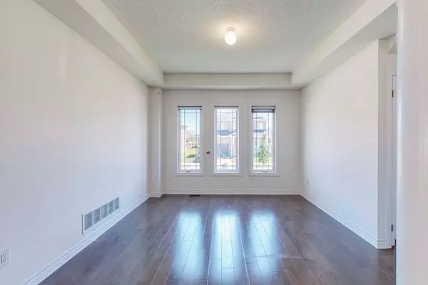 Brock, ON L0K 1A0,12 Mccaskell ST