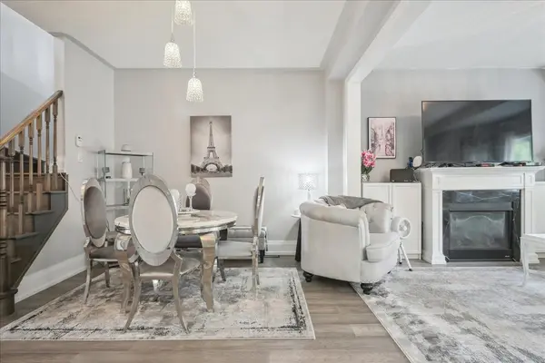 Milton, ON L9T 6J4,1449 Laurier AVE