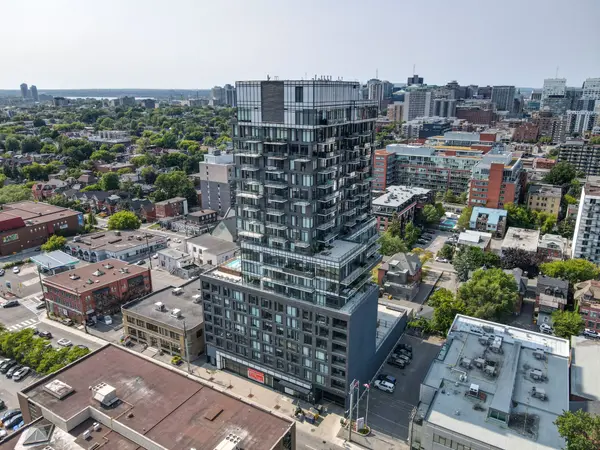 203 CATHERINE ST #705, Ottawa Centre, ON K2P 1J5