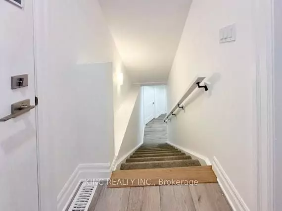 Niagara Falls, ON L2H 3V8,7406 Majestic TRL #(BSMT)