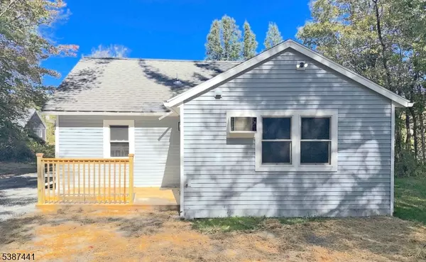 Frankford Twp., NJ 07826,15 Forest St