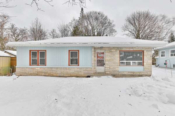 5 Meade ST, Brighton, ON K0K 1H0