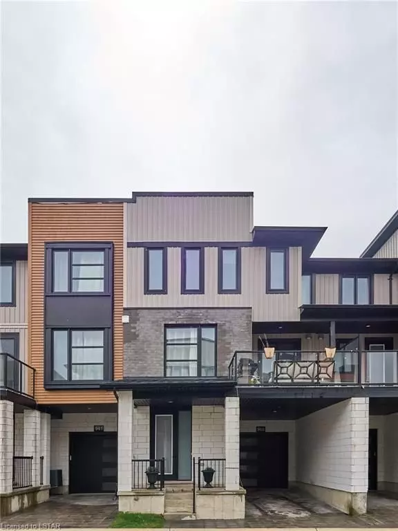 London North, ON N6H 0J7,965 Battery PARK #965