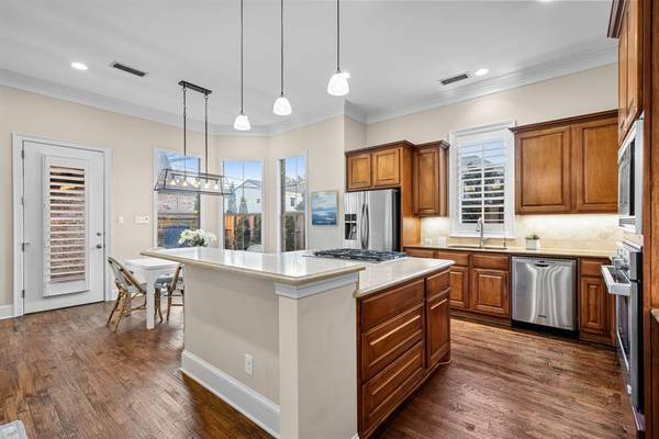 Dallas, TX 75209,5002 Stanford Avenue