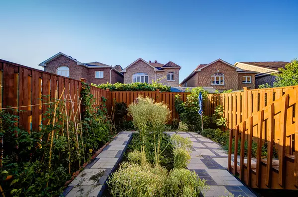 Richmond Hill, ON L4S 2V8,55 Amulet CRES