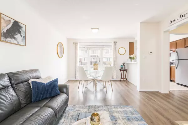 Brampton, ON L6Y 5W5,53 Colonel Frank Ching CRES N