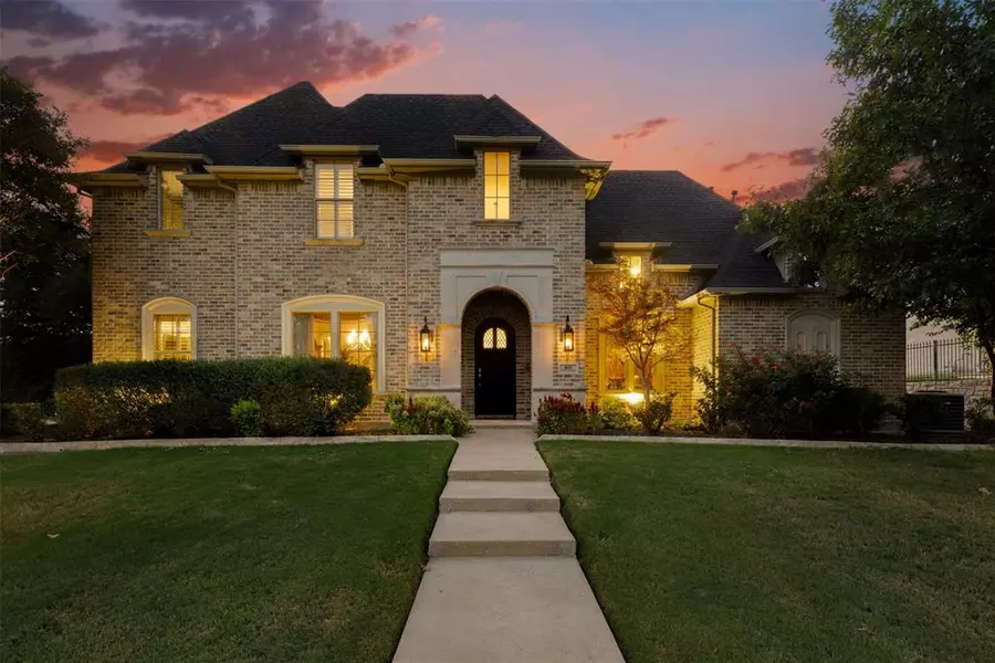 801 White Buffalo Lane, Heath, TX 75032