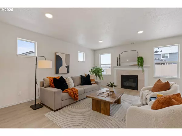 Springfield, OR 97478,5150 Holly