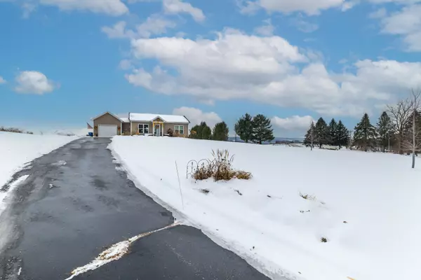 Galena, IL 61036,26 W Apache Trail