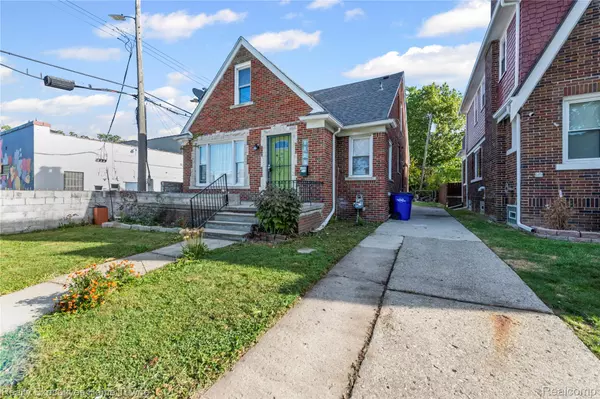 Detroit, MI 48224,4890 Three Mile DR