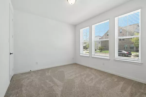 North Richland Hills, TX 76180,4352 Henderson Avenue