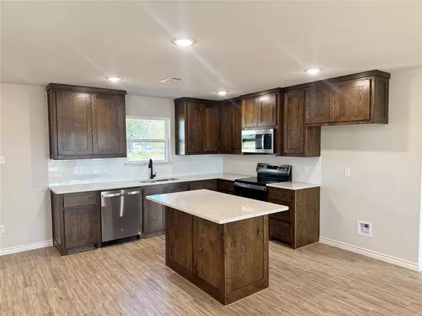 Poolville, TX 76487,1001 Brown Court