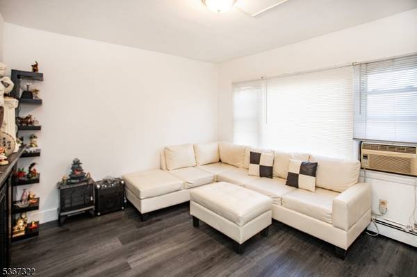 50 Westervelt Ave #1, Hawthorne Boro, NJ 07506