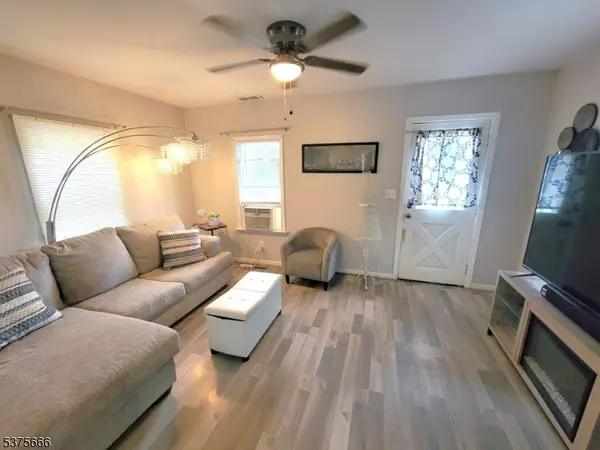 Newton Town, NJ 07860,46 Pine St