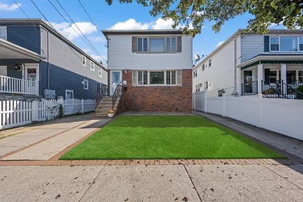 Belle Harbor, NY 11694,454 Beach 122nd ST