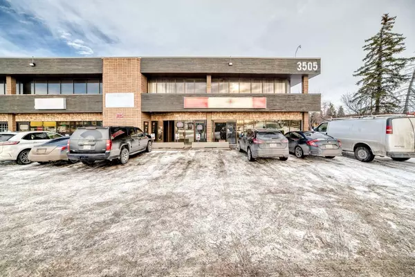 Calgary, AB T1Y 5Y9,3505 32 ST NE