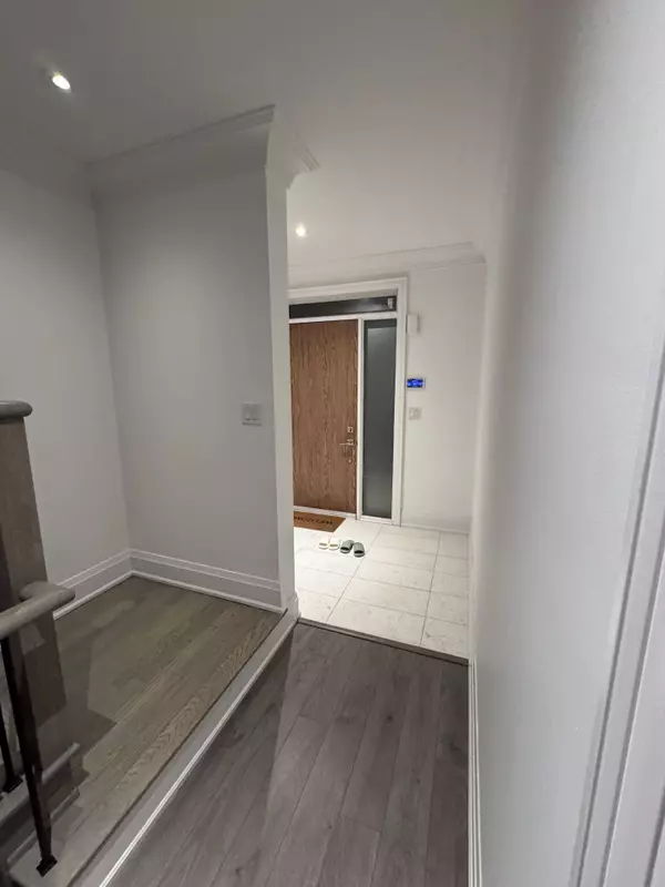 Markham, ON L3T 0G4,11 Gandhi LN #62