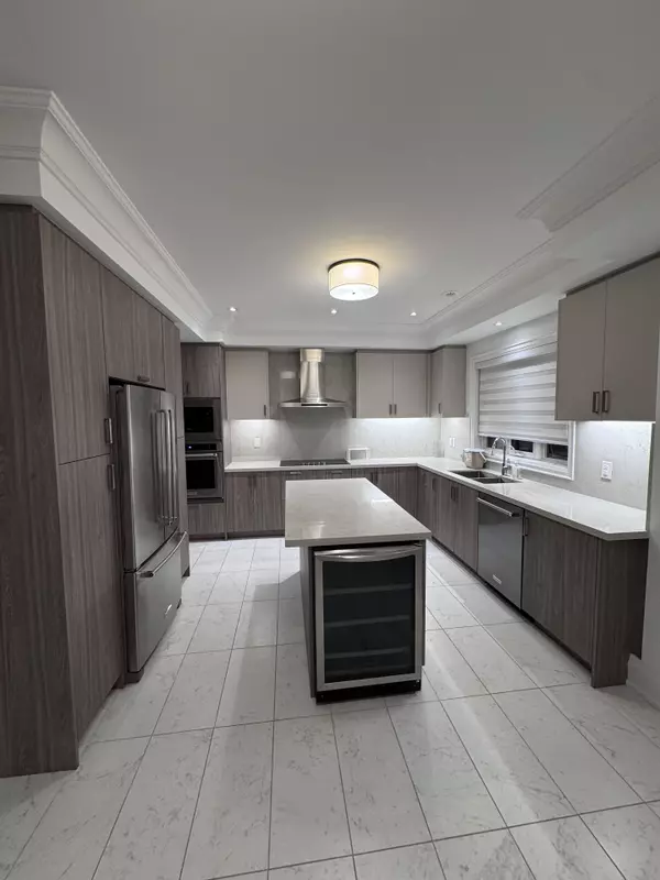 Markham, ON L3T 0G4,11 Gandhi LN #62