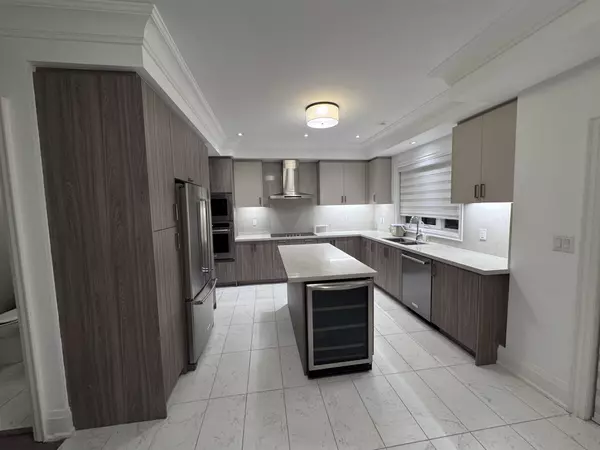 Markham, ON L3T 0G4,11 Gandhi LN #62