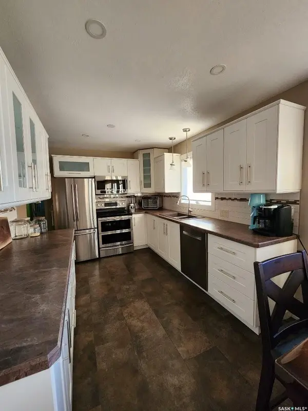 706 Grey AVENUE, Grenfell, SK S0G 2B0