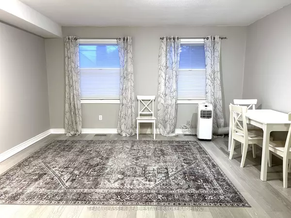 London East, ON N5Y 4C1,630 Victoria ST