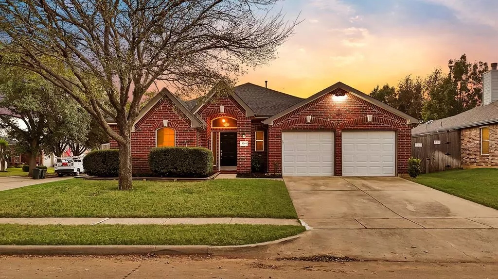 3204 Berkshire Lane, Corinth, TX 76210