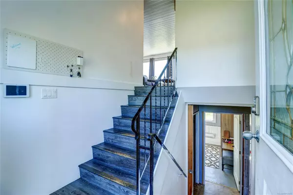 Port Mcneill, BC V0N 2R0,2530 Mountview Cres