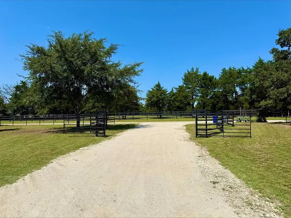 Whitesboro, TX 76273,790 Ferguson Road