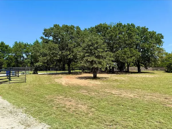 Whitesboro, TX 76273,790 Ferguson Road