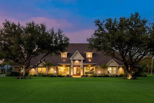 51 Stage Coach Road, Fort Worth, TX 76244