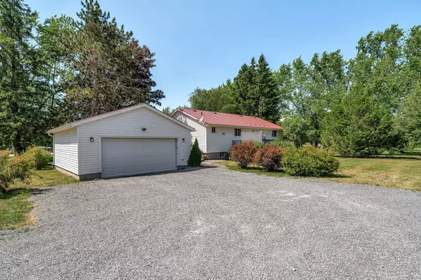 Prince Edward County, ON K0K 2T0,17 Kleinsteuber Park RD