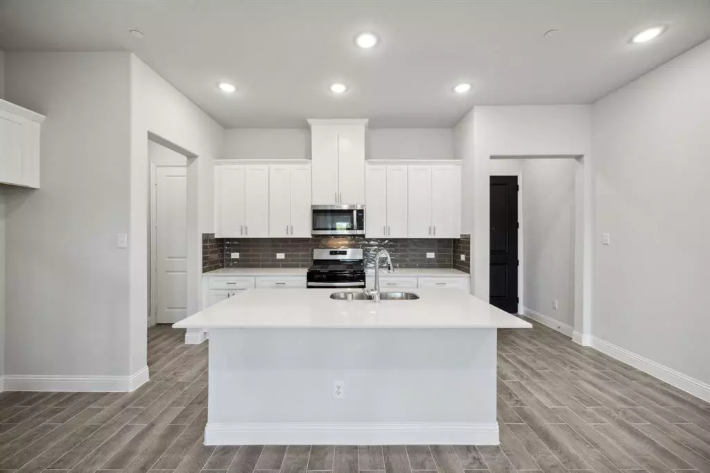 Plano, TX 75075,817 Heart Reef Road