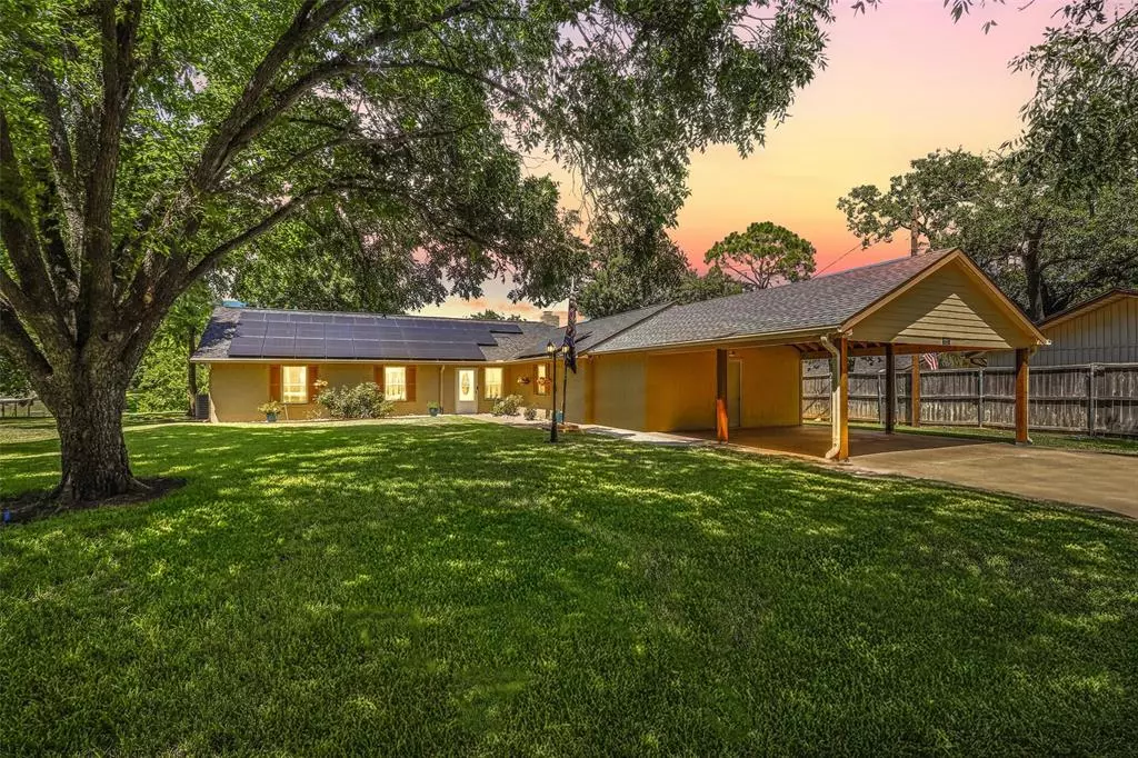 Granbury, TX 76048,4013 Sioux Court