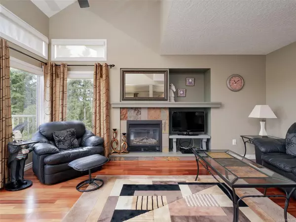 Langford, BC V9B 6N9,641 Olympia Ridge