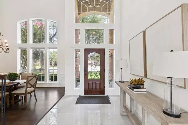 Southlake, TX 76092,1807 Mesquite Court