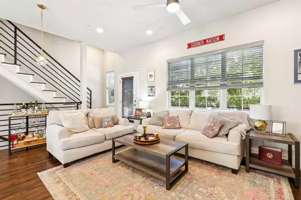 Dallas, TX 75206,5820 Bryan Parkway #10