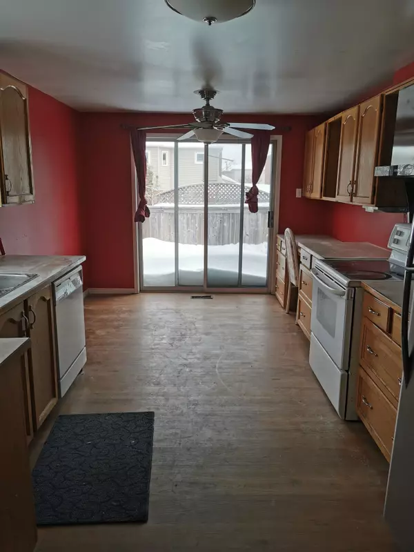 Barrie, ON L4N 7T8,29 Finlay RD