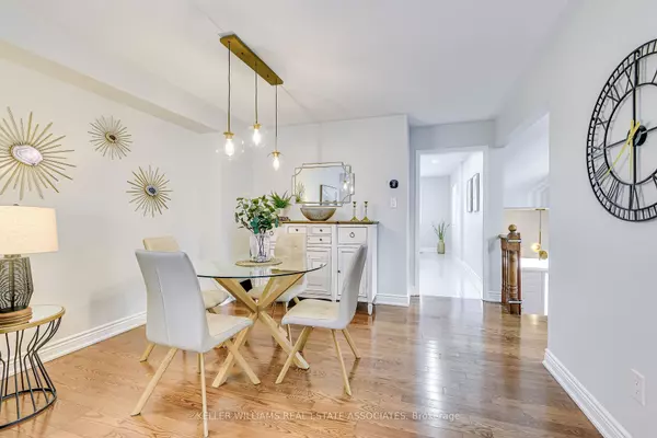 Oakville, ON L6M 3B8,1201 lindsay DR