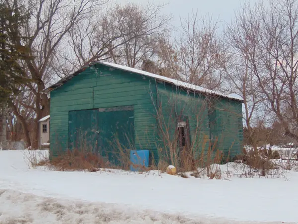 North Glengarry, ON K0B 1H0,21919 Main ST