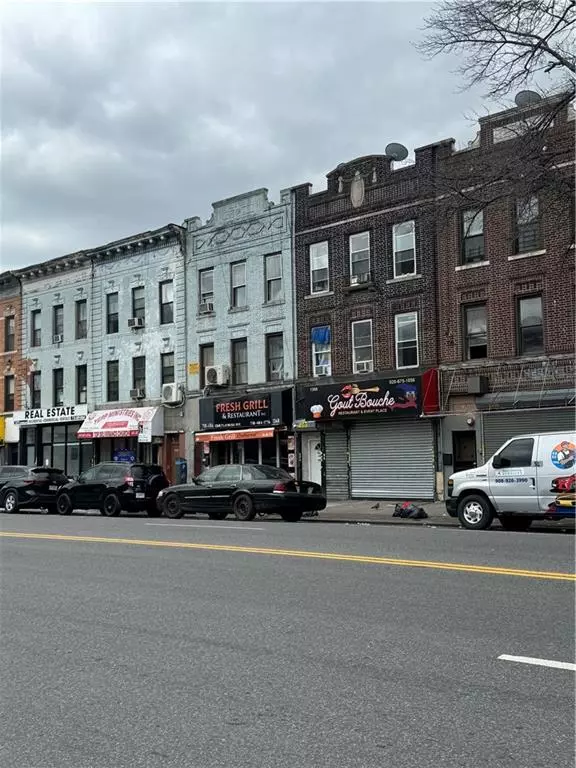 Brooklyn, NY 11210,1366 Flatbush AVE