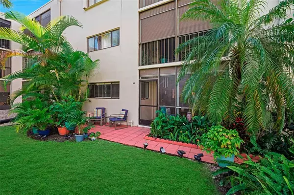 Delray Beach, FL 33484,5100 Las Verdes Cir #114