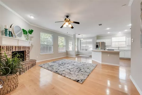 Denton, TX 76210,2804 Hollow Ridge Drive