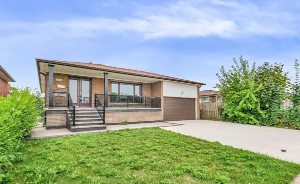 3716 Teeswater RD #Upper Level, Mississauga, ON L4T 2A4