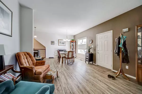 Lethbridge, AB T1H6Z3,205 Lettice Perry RD N ##6