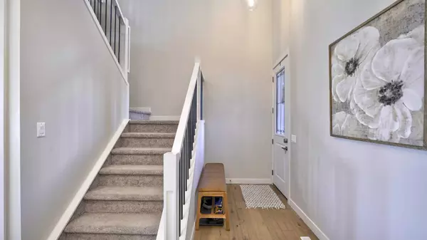 Cochrane, AB T4C 3B4,256 Precedence VW